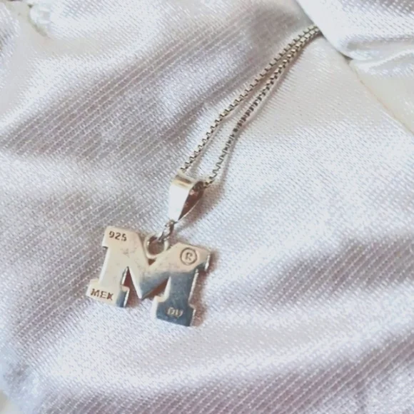 Sterling Silver 925 Sepertine  Box ChainW/  M / Charm Necklace 19 Long 3.1Grams - Picture 3 of 10